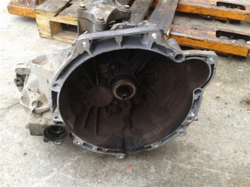 КОРОБКА ПЕРЕДАЧ FORD FIESTA MK6 1.4 16V BENZ