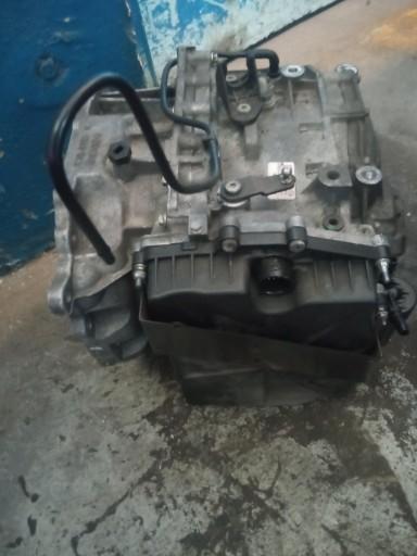 30799178 - VOLVO S60 II V60 петля капота левая 30799178