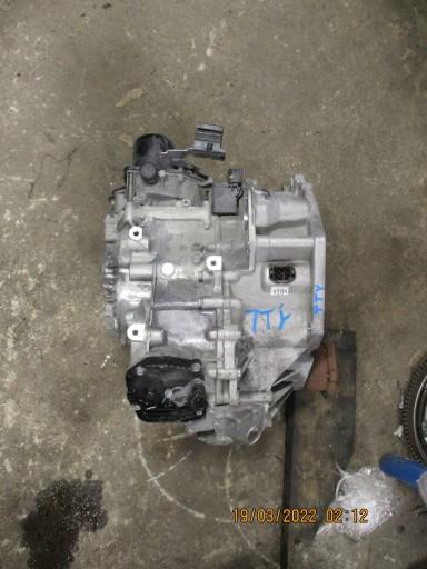 8K0857607 - Ручка кронштейн для потолка AUDI A5 8T 3.0 TDI