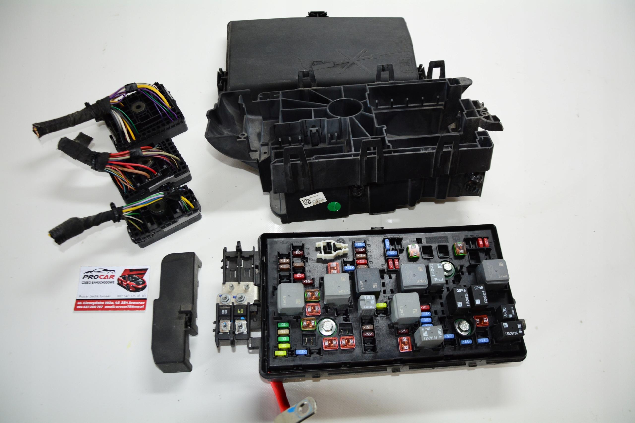 БЛОК ПРЕДОХРАНИТЕЛЕЙ 13222782 CHEVROLET CRUZE