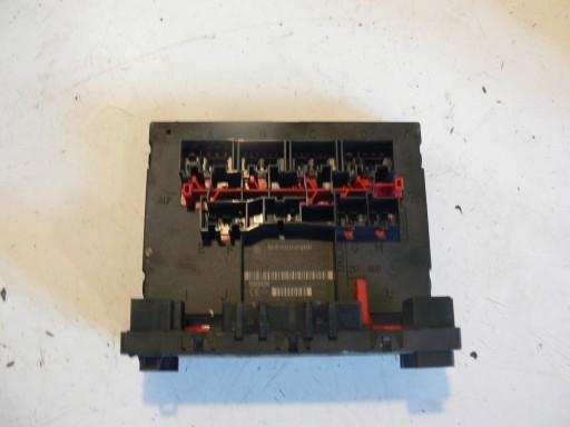 БЛОК ЗАПОБІЖНИКІВ 1K0937049AD VW CADDY III