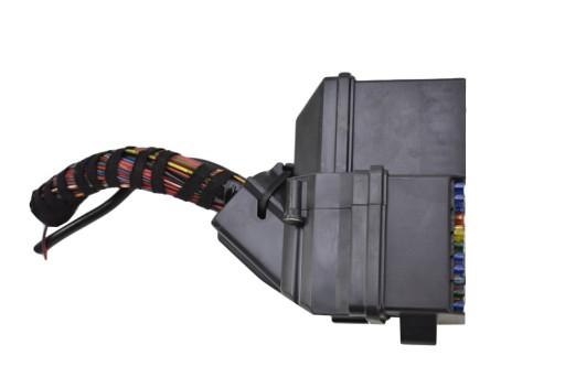 БЛОК ПРЕДОХРАНИТЕЛЕЙ 3D2937495 VW PHAETON 5.0