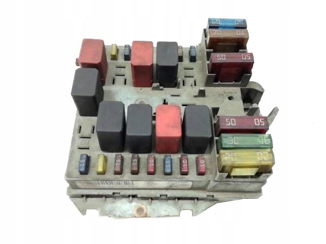 Блок предохранителей 46796538 Fiat Stilo и