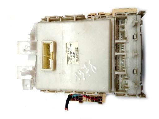 Блок предохранителей 82730-52341 Toyota Yaris II