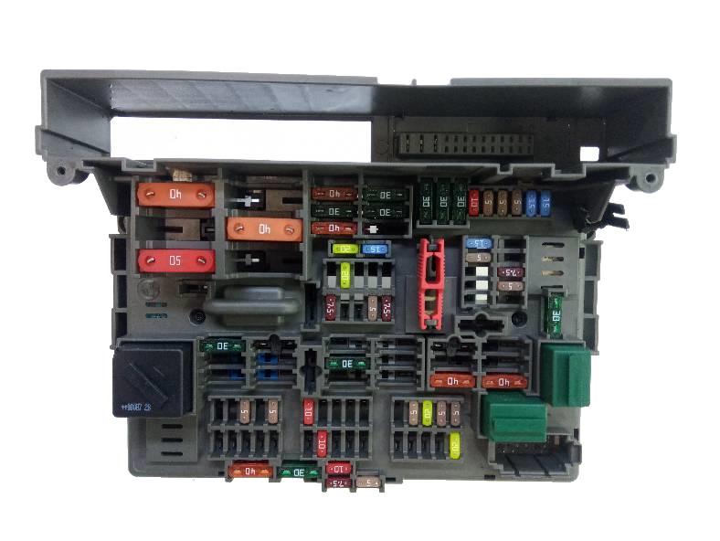 7961525 1030101 - Блок предохранителей 911944603 Bmw 1 серии и E87