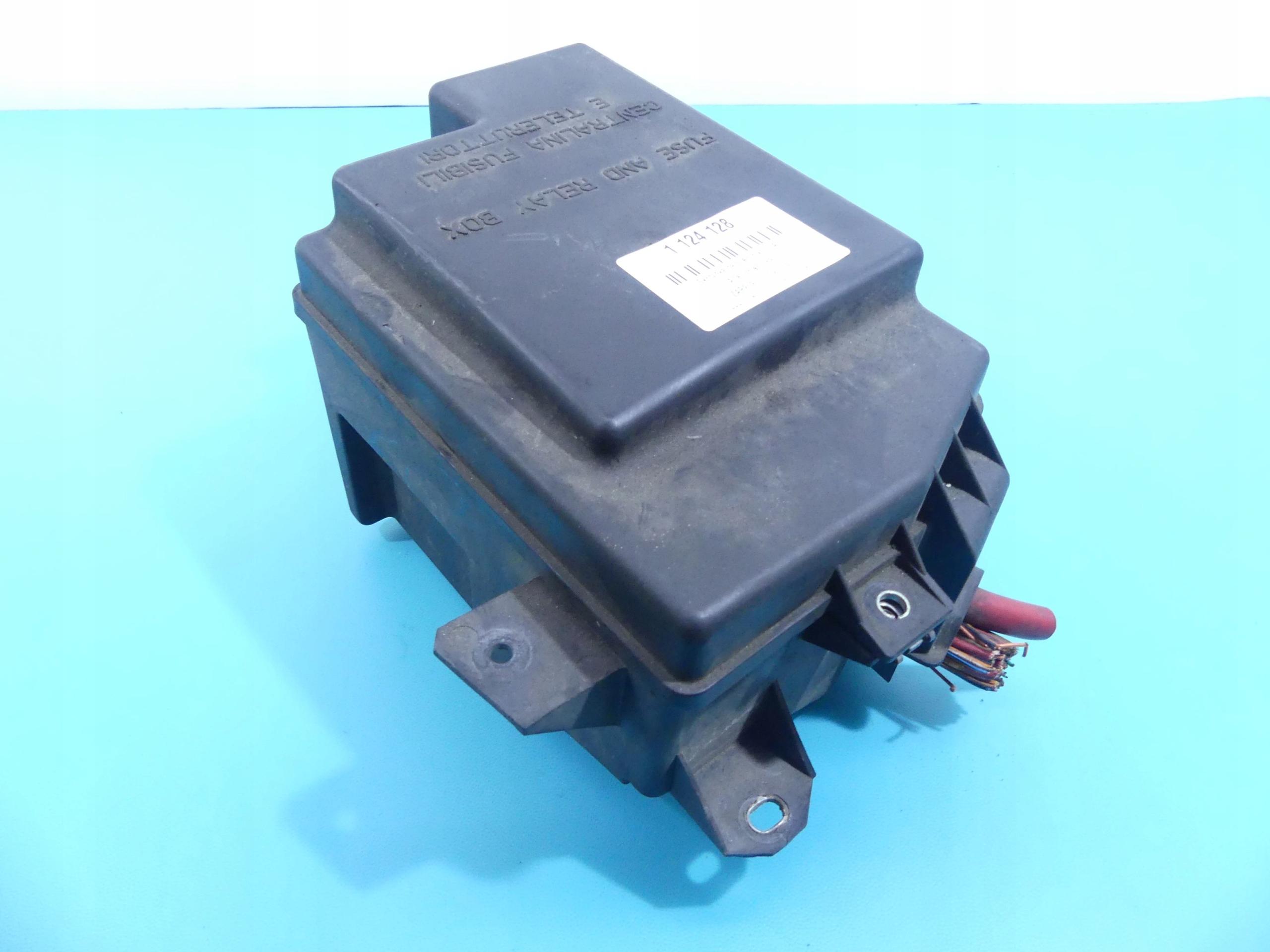 БЛОК ПРЕДОХРАНИТЕЛЕЙ ALFA ROMEO 159 50513643