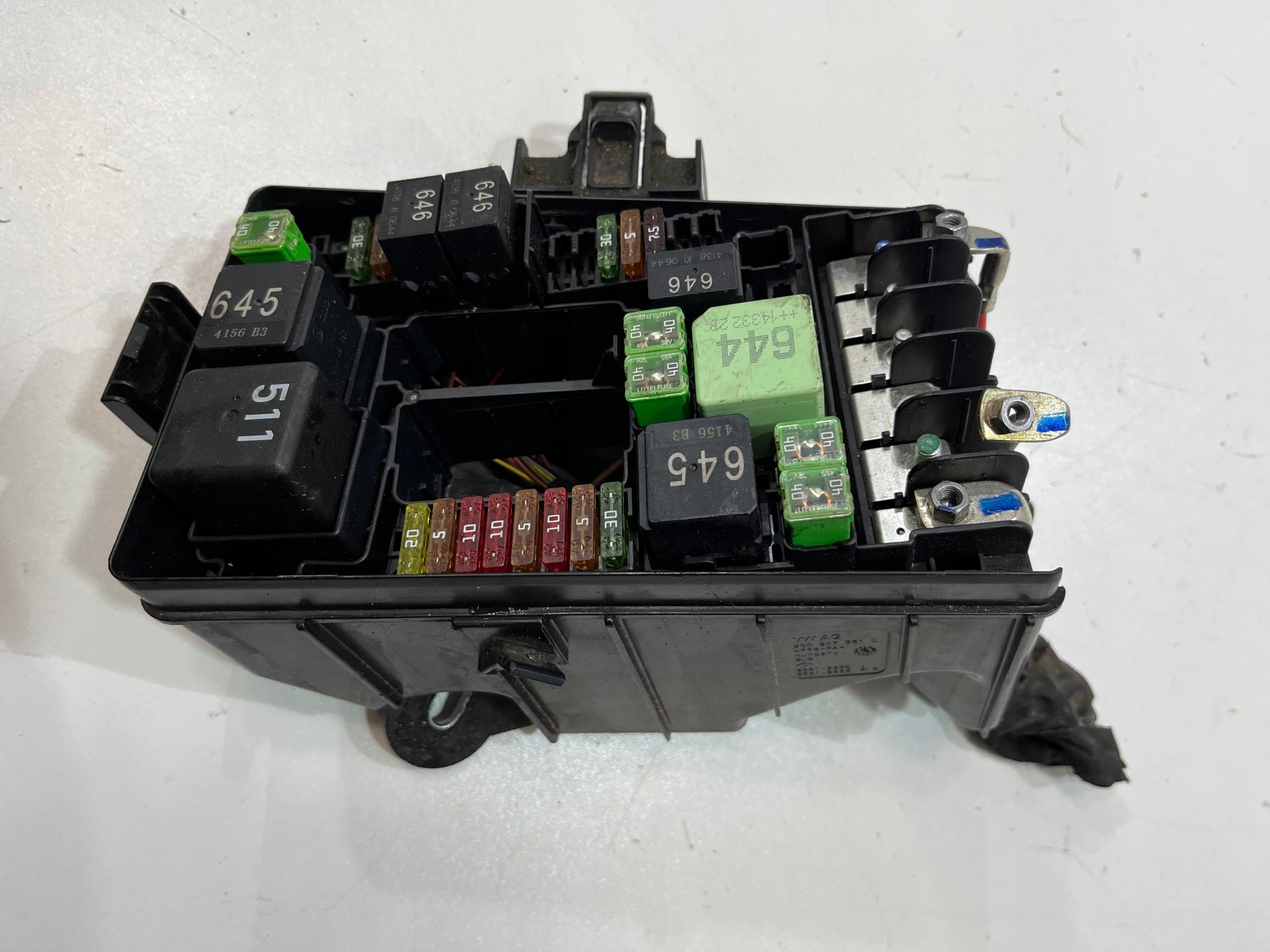 68475634065315,467 - Блок запобіжників AUDI A3 8V TDI 5Q0907361C