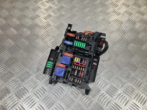 Блок предохранителей BMW 2 F44 1.5 и 5A0BD89
