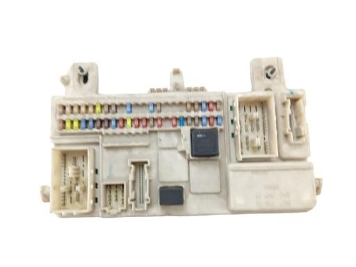 БЛОК ПРЕДОХРАНИТЕЛЕЙ BSI VOLVO S40 II 8690720 519096127