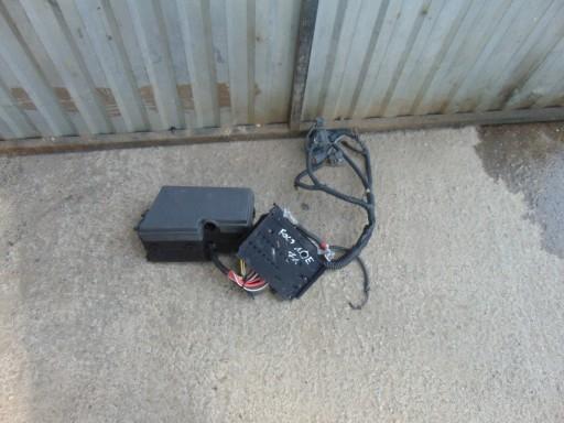 Блок запобіжників c-max mk2 focus mk3 1.0 eco