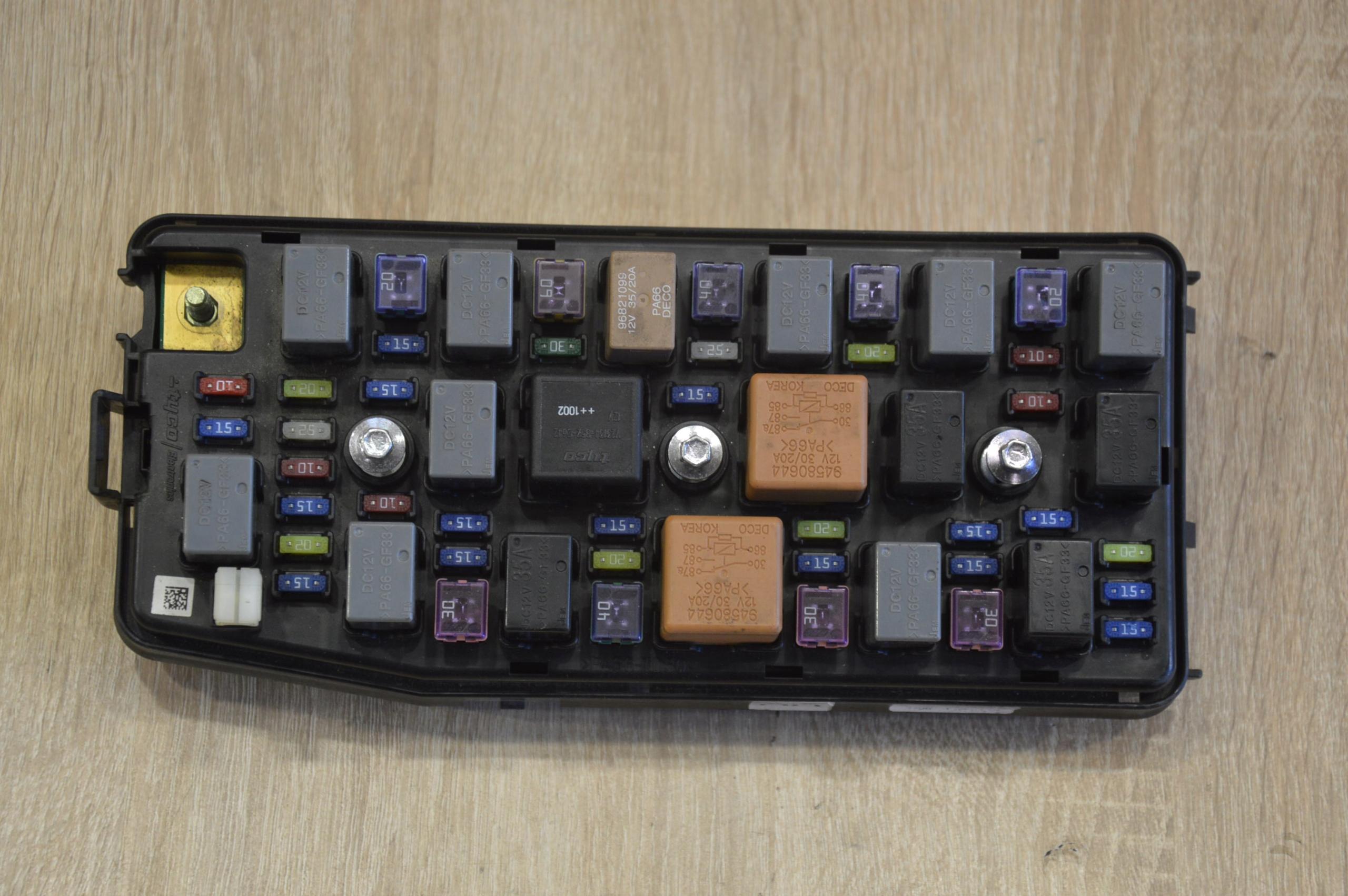 БЛОК ПРЕДОХРАНИТЕЛЕЙ CAPTIVA ANTARA 2.0