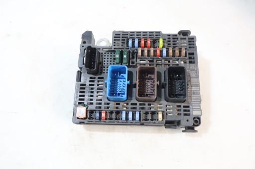 БЛОК ПРЕДОХРАНИТЕЛЕЙ CITROEN C4 II 1.6HDI