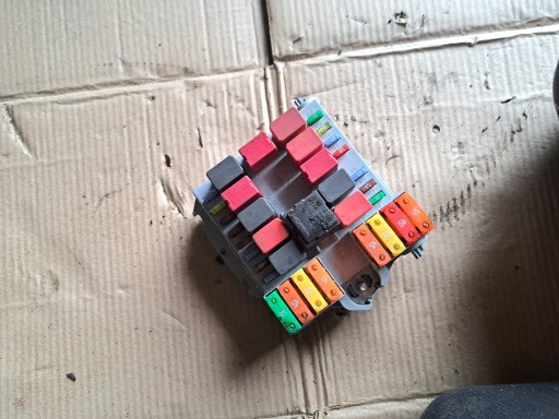 БЛОК ПРЕДОХРАНИТЕЛЕЙ CITROEN JUMPER BOXER DUCATO III 2.2 1349948080