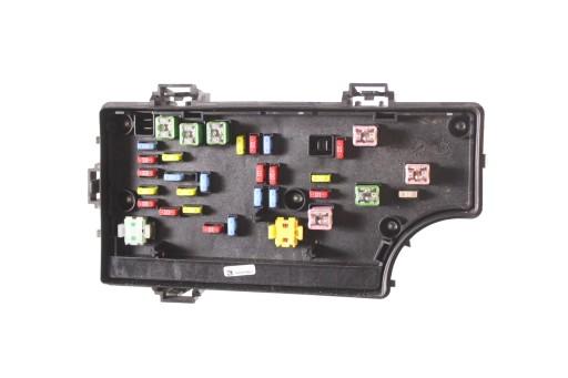 Блок предохранителей compass i 2.2 crd 13r 04692341ac