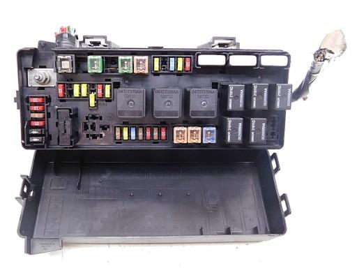 P05087405AF - Блок запобіжників Chrysler 300C 3.0 CRD 05-10