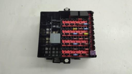 875RYEWY, 875RYEWY - Блок предохранителей fiesta mk7 8v5t14a005ahe