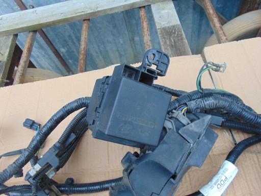 БЛОК ПРЕДОХРАНИТЕЛЕЙ FIESTA MK7 B-MAX 1.6 TDCI