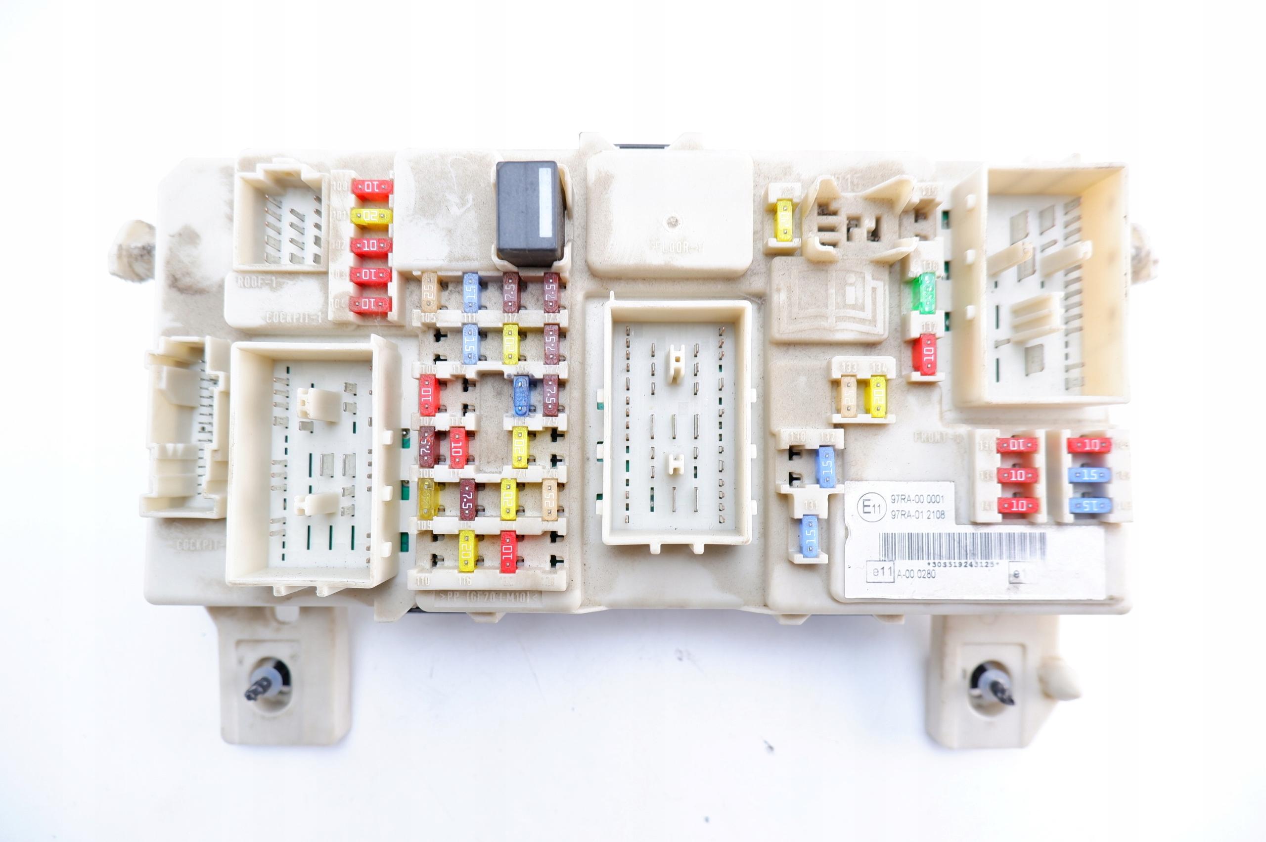 БЛОК ПРЕДОХРАНИТЕЛЕЙ FOCUS MK2 7M5T-14A073-DC