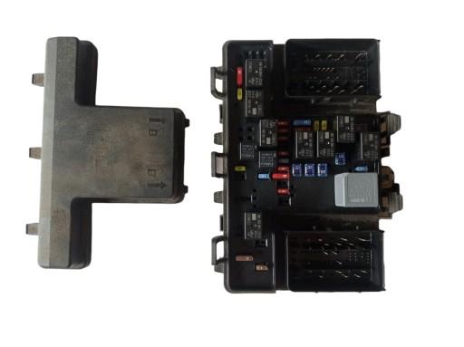 FG9T14A067ZA - БЛОК ЗАПОБІЖНИКІВ FORD MONDEO MK5