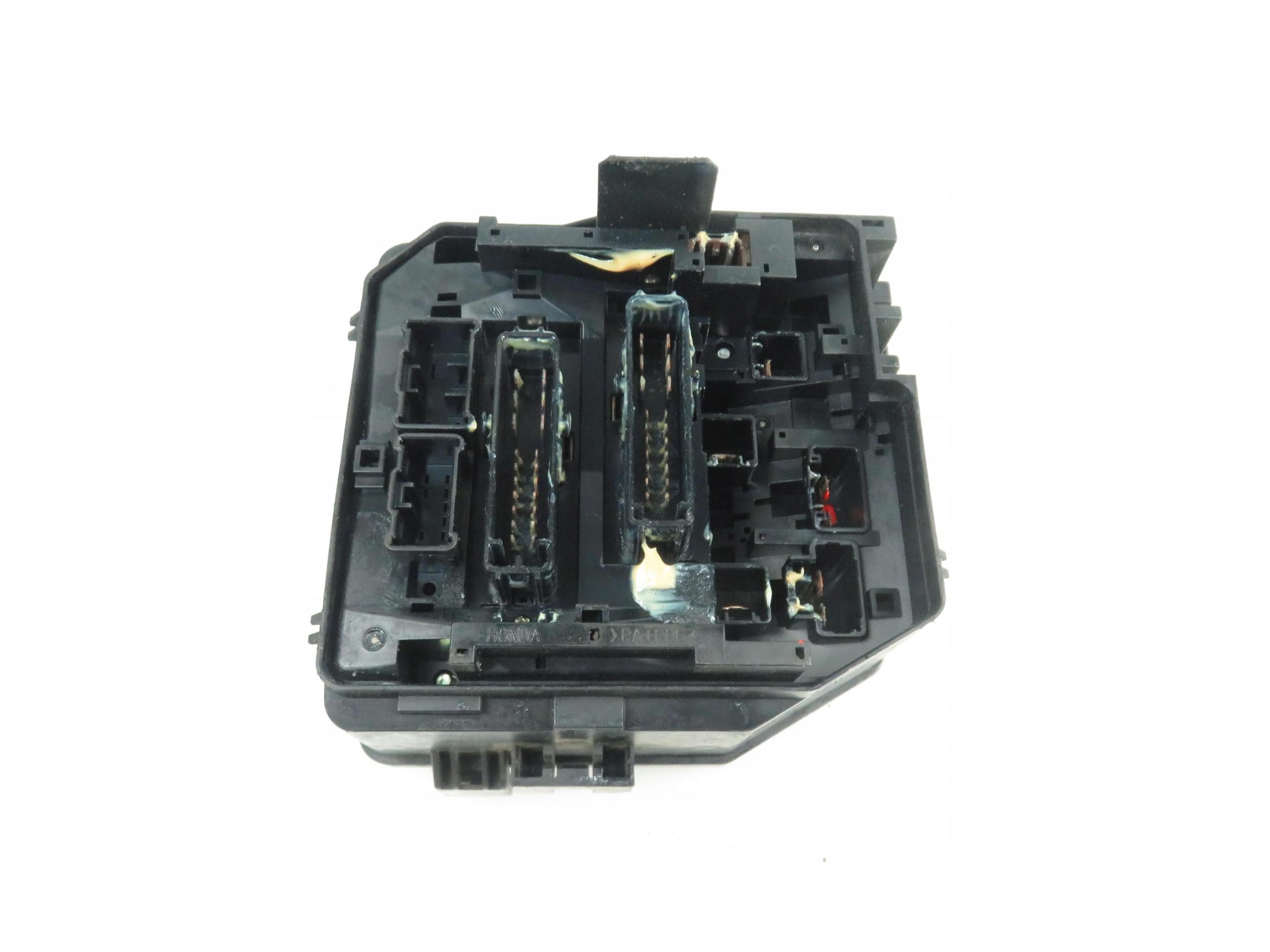 БЛОК ПРЕДОХРАНИТЕЛЕЙ HONDA CIVIC VIII 14SMGE03