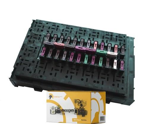 180.070.0001 - БЛОК ЗАПОБІЖНИКІВ IVECO DAILY 00+