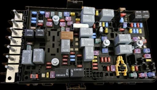 КОРОБКА ЗАПОБІЖНИКІВ JEEP WRANGLER JL 2024 OE 68574989AA