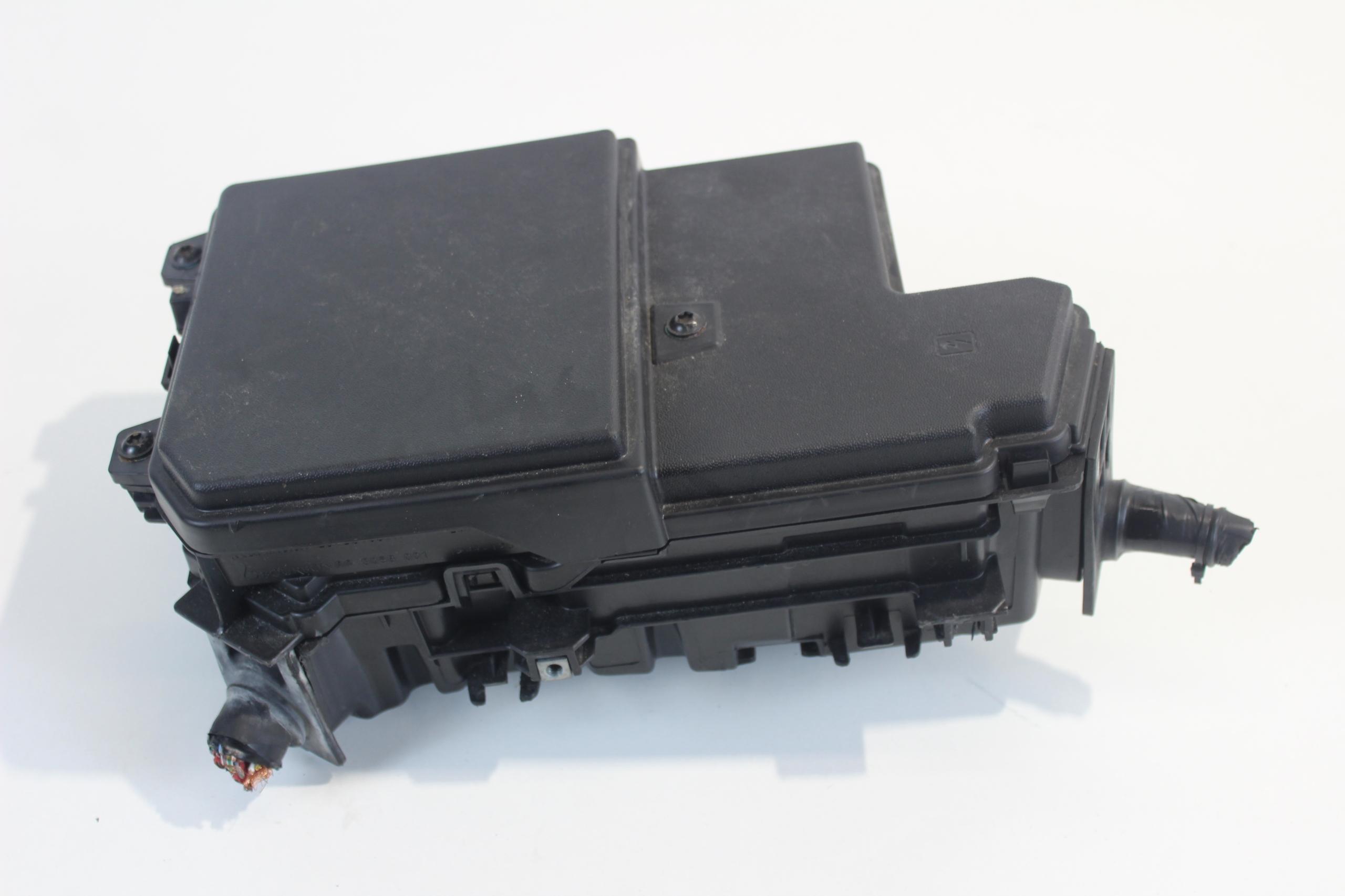 284B51057R - БЛОК ПРЕДОХРАНИТЕЛЕЙ MEGANE SCENIC IV 4 TALISMAN