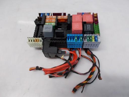 A2059068501 - Блок запобіжників MERCEDES C-Class W205