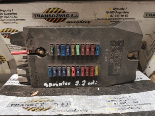 Блок предохранителей MERCEDES SPRINTER и 2,2 CDI A0005402350 ALL / 1 / F6