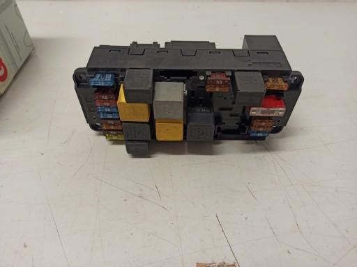 МОДУЛЬ КЕРУВАННЯ КОРОБКОЮ ЗАПОБІЖНИКІВ MERCEDES W203 W209 A2039060005 Дилерський центр