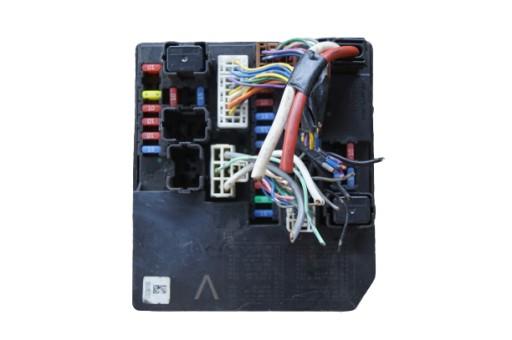 284B75X30A, - Блок предохранителей nissan navara 284b75x30a