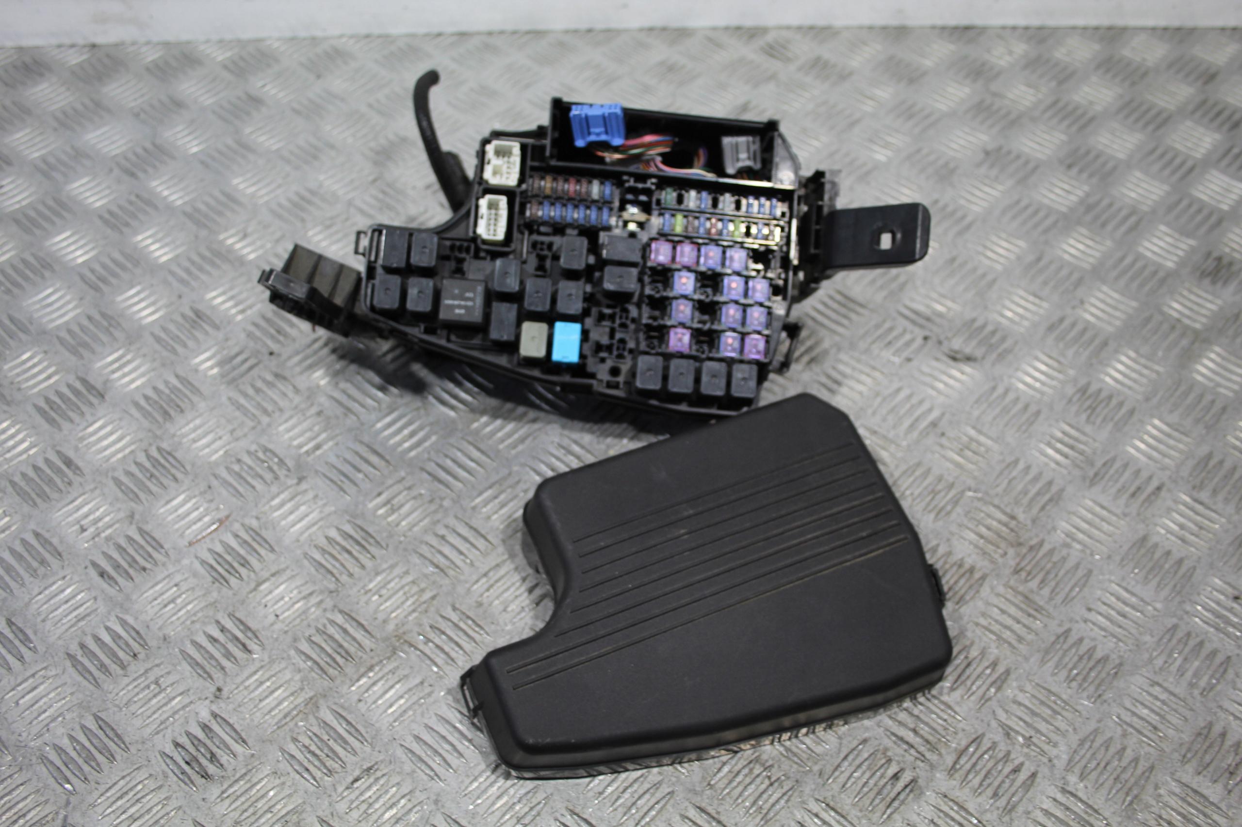 КОРПУС БЛОКУ ЗАПОБІЖНИКІВ MAZDA CX5 KD LIFT