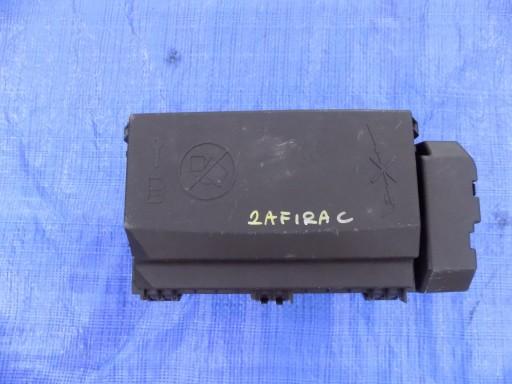 13368645 - БЛОК ПРЕДОХРАНИТЕЛЕЙ OPEL ZAFIRA C 2.0 CDTI