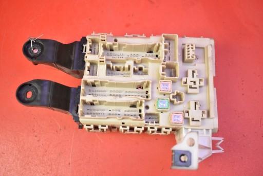 Блок предохранителей bsi 8273005j60 toyota avensis t27 2.0 d-4d 143 км