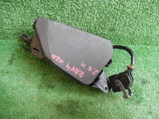 БЛОК ПРЕДОХРАНИТЕЛЕЙ TOYOTA RAV4 V 2.5 HYBRID