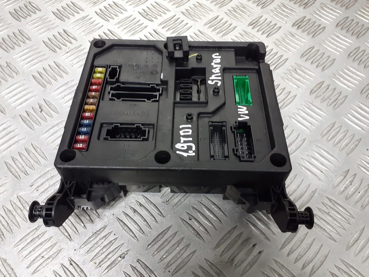 S108152001-D - БЛОК ПРЕДОХРАНИТЕЛЕЙ VW SHARAN 1.9 TDI