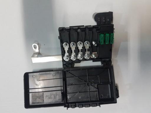 89370158702 - Блок запобіжників для VW Audi Seat 1j0937617c