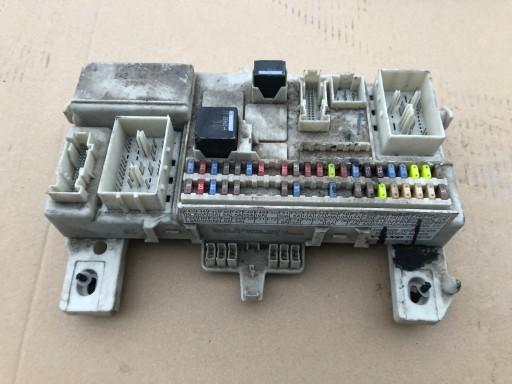 Блок запобіжників VOLVO S40 V50 BSI 31254749