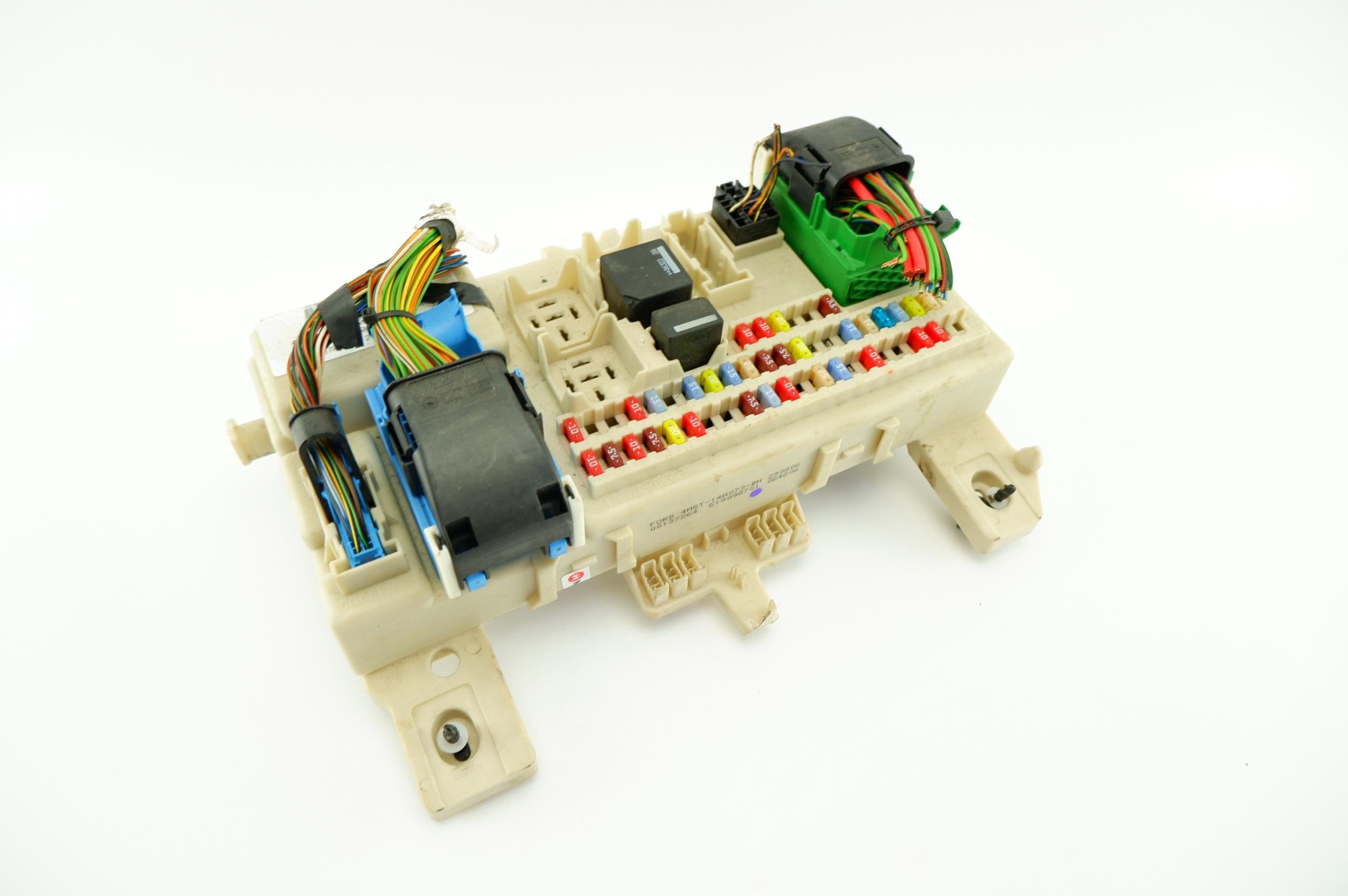 КОРОБКА BSI FORD FOCUS MK2 4M5T-14A073-BH