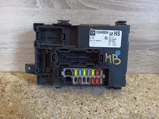 КОРОБКА МОДУЛЬ BSI OPEL MERIVA B 13349934 HS