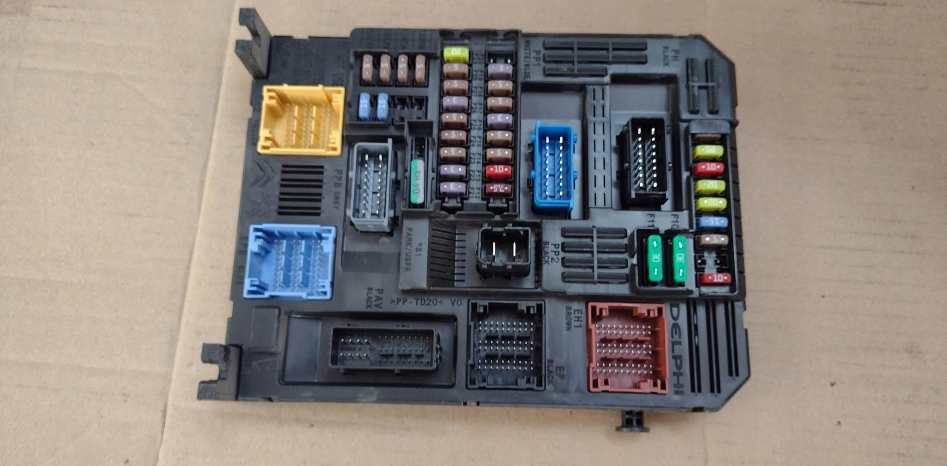 МОДУЛЬ КОРОБКИ БСІ ПЕЖО 3008 ІІ 9830805680