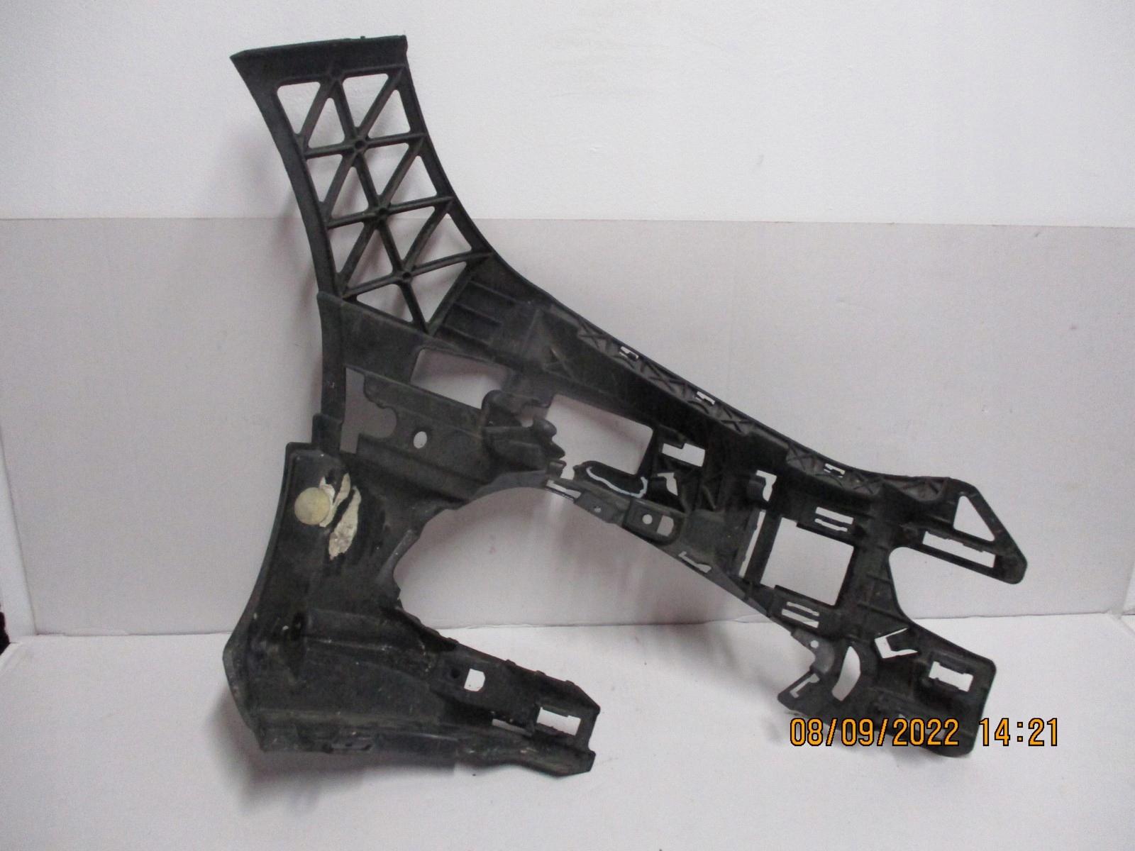 Скользящее крепление MERCEDES E Class 212 A2128854765