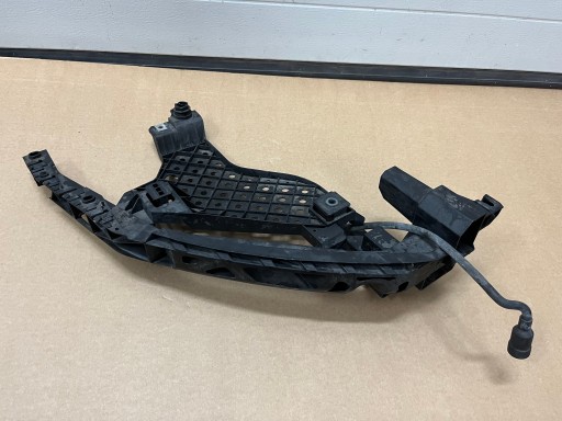 Прослизання під лампою AUDI Q3 8u0805606a кріплення лампи AUDI Q3 8u0