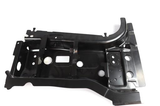 8W0809056 - * Внешний правый нижний столб AUDI A4 RS4 B9