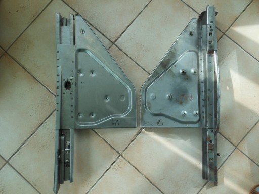 U-7909 - SLUPEK БАЛКА АРМУВАННЯ ПІДЛОГУ REPERATURKA УАЗ