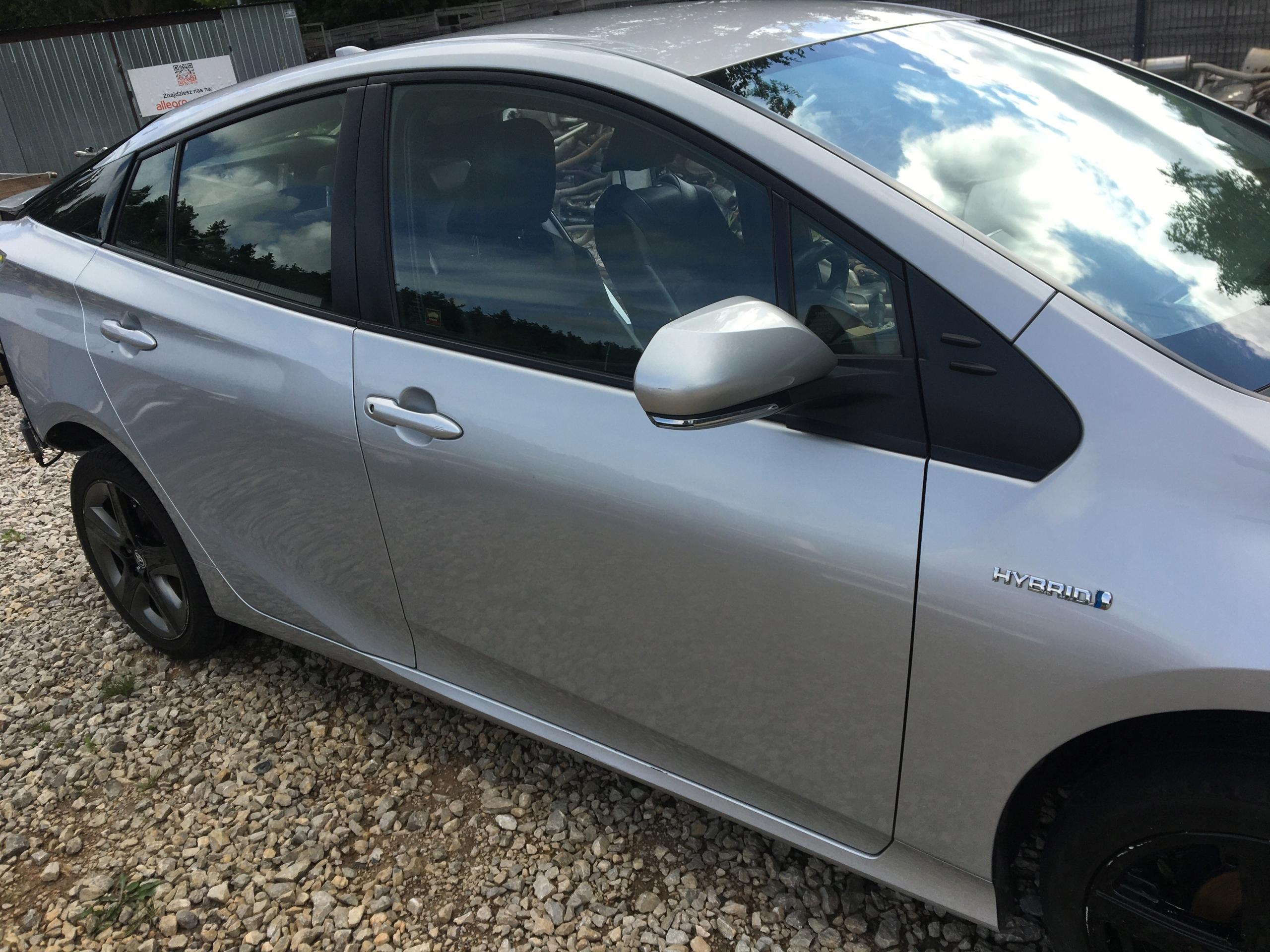 1F7 - СТІЙКА НА ДАХУ ПРАВА ДОВГА PRIUS IV 15-1F7