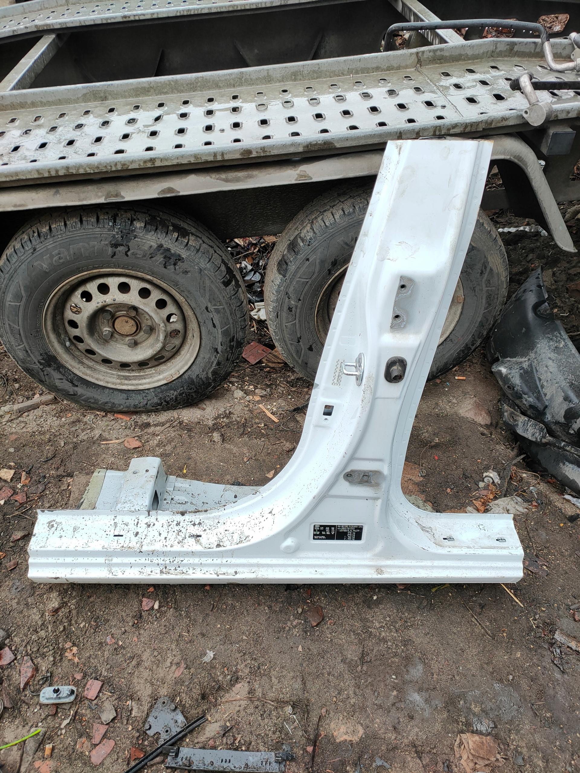 СТІЙКА ЛІВА KIA CEED 1 LIFT 09-12 ХЕТЧБЕК 5D