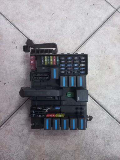 SMART FORTWO БЛОК ПРЕДОХРАНИТЕЛЕЙ 0001683V001