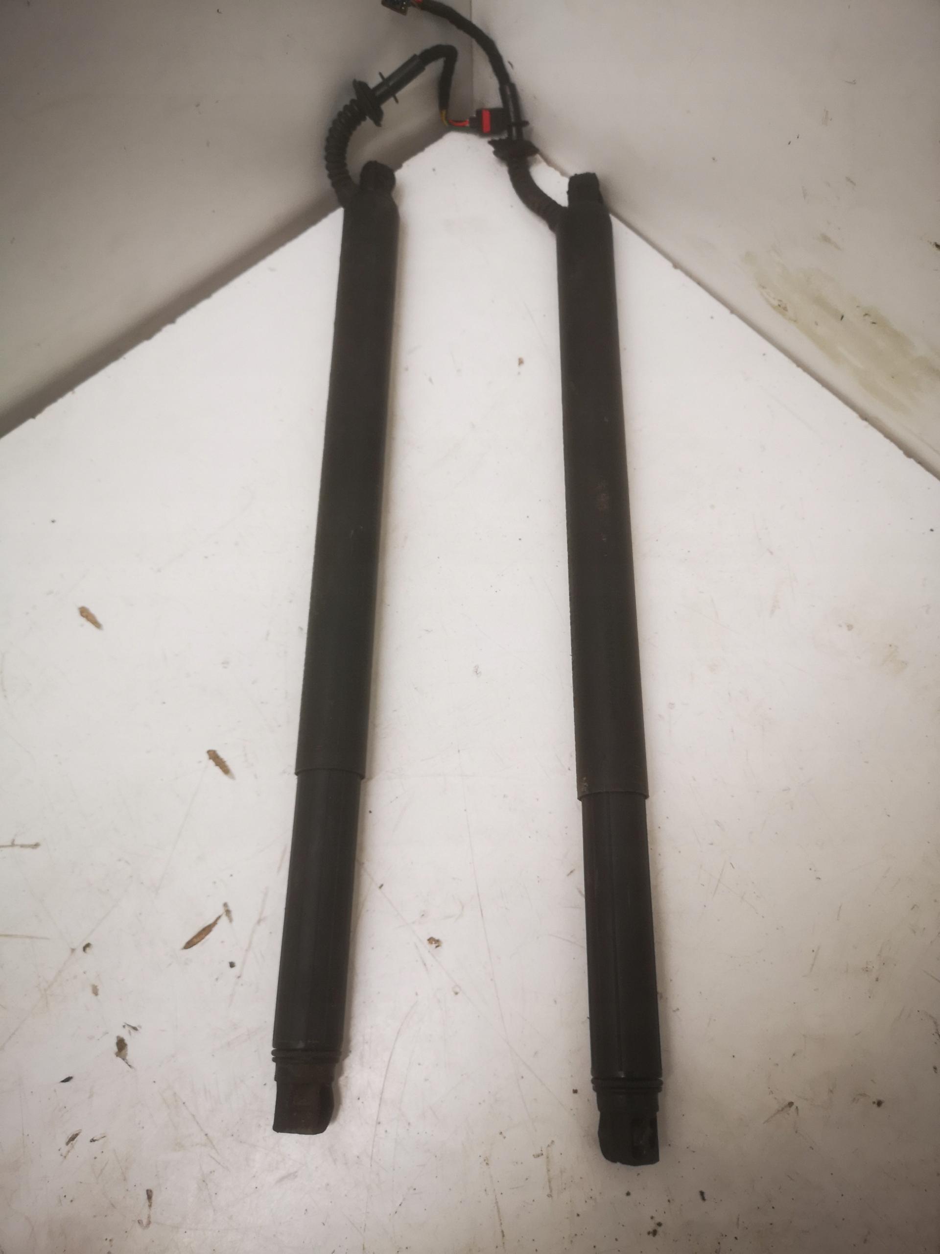 81831-C5600 81841-C5600 - SORENTO III КЛАПАННІ ПРИВОДИ