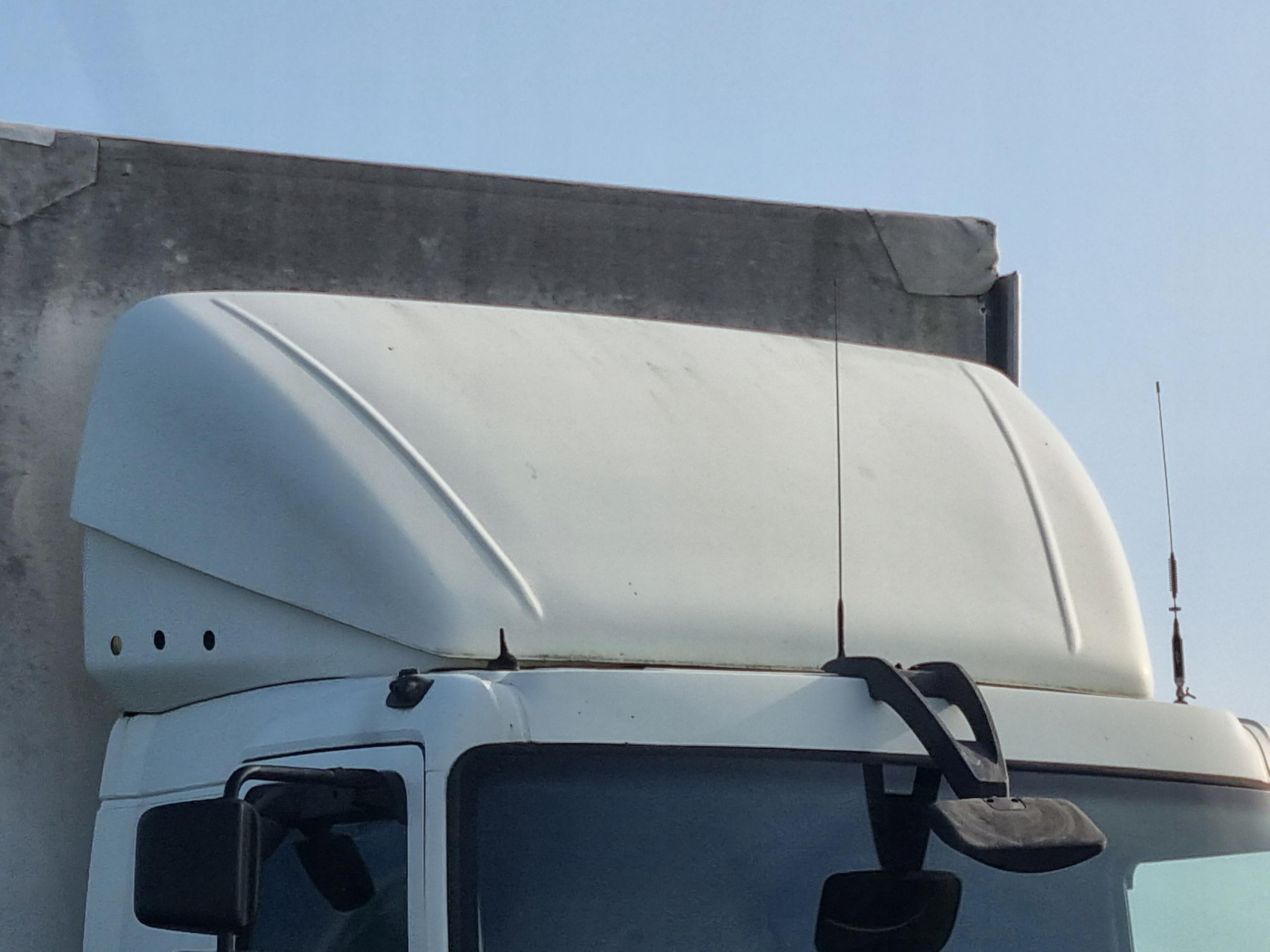 1563838433 - СПОЙЛЕР СПОЙЛЕР ВЕРХНИЙ ОБТЕКАТЕЛЬ КРЫШИ DAF 45 55 LF